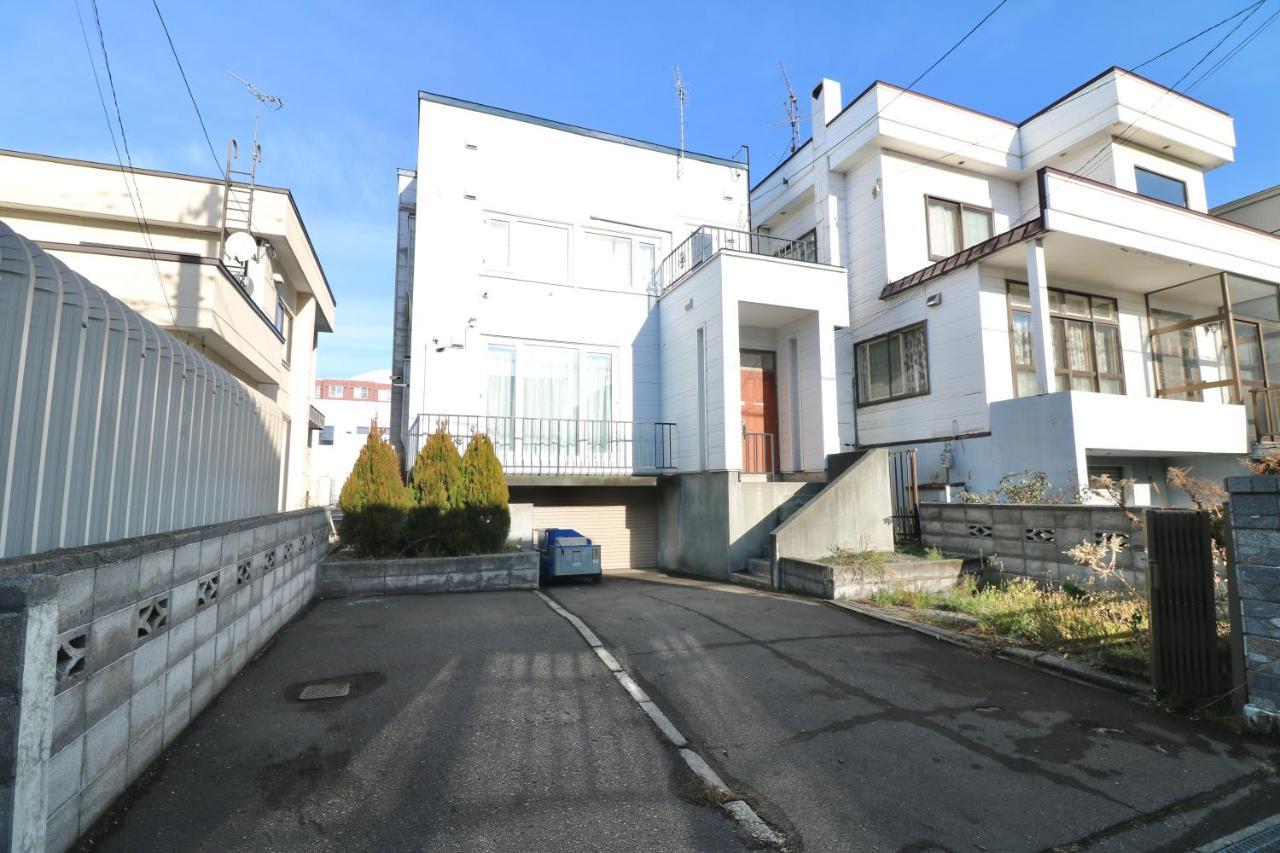 Hdo Hachiken Villa Sapporo Extérieur photo